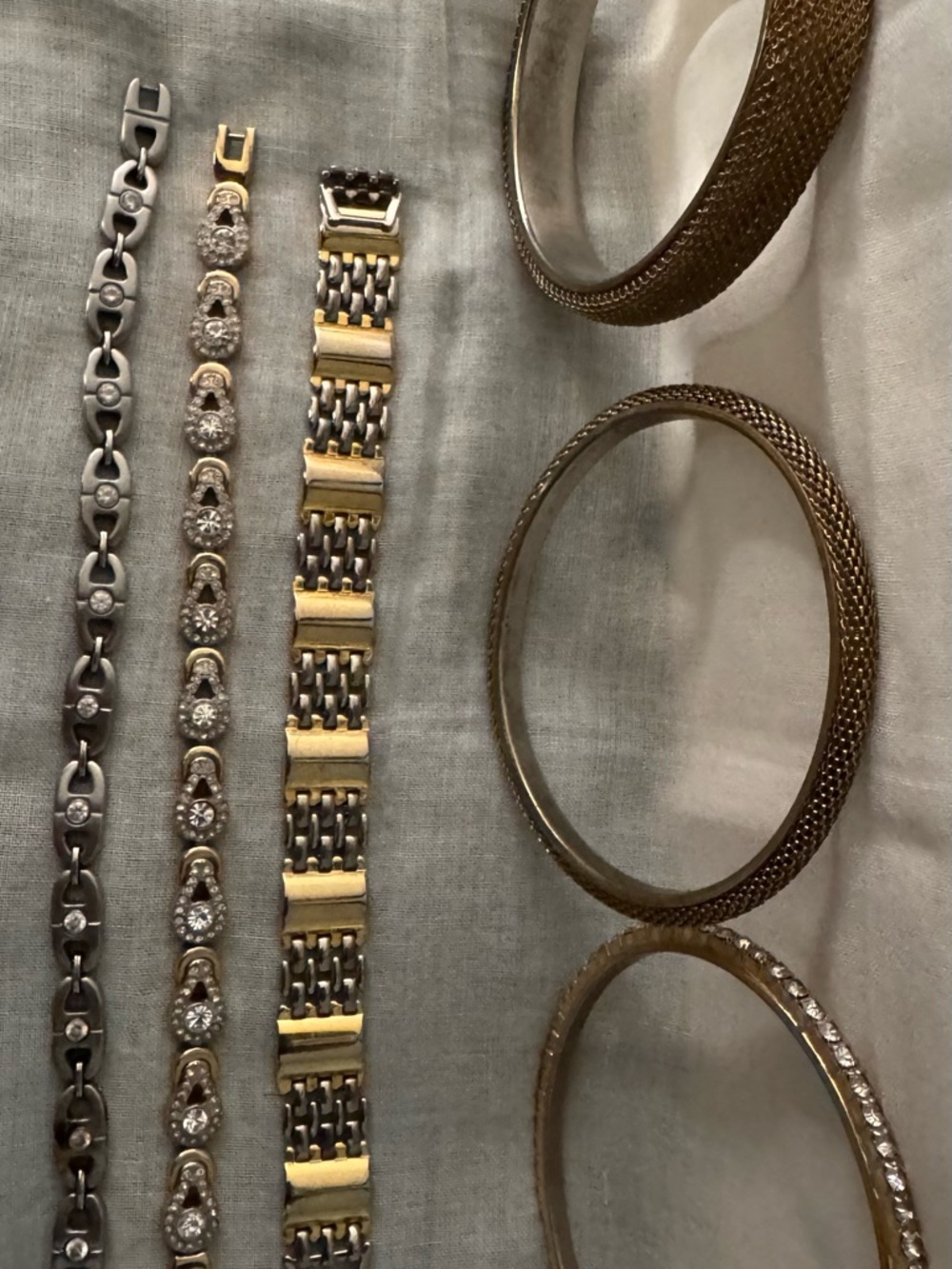 Collection of 6 Vintage Bracelets PLUS 4 other bracelets that need repair.